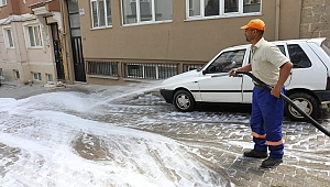Edirne'de sokaklar dezenfekte ediliyor 