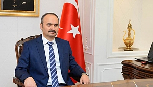 Ekrem Canalp,19 Mayıs Atatürk’ü Anma, Gençlik ve Spor Bayramı nediyle mesaj yayımladı. 