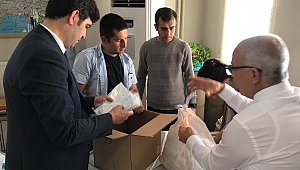 Köylerde maske dağıtımı devam ediyor 