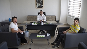 '' BAŞARIMI KİTAP OKUMAYA BORÇLUYUM ''