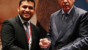 AK GENÇLİK BURAK CAMBAZ’A EMANET 