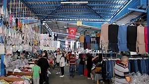 Bulgar turistler alışveriş için Edirne'yi tercih ediyor 