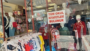 OKUL KIYAFETLERİ SATIŞTA