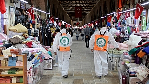 TARİHİ ÇARŞILAR DEZENFEKTE EDİLİYOR 