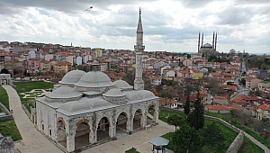 MURADİYE CAMİSİ 15. YÜZYIL ESTETİĞİNİ GÜNÜMÜZE TAŞIYOR