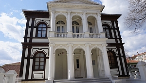  “TÜRK” İFADESİNİN ÇIKARILMASINA TEPKİ