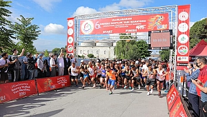 6. SINIRSIZ DOSTLUK YARI MARATONUNDA 20 ÜLKEDEN 1045 SPORCU YARIŞTI