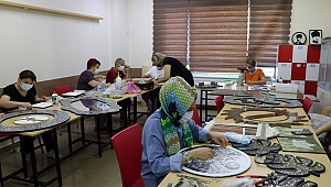ATIK CAMLAR GELİR KAPISI OLDU 