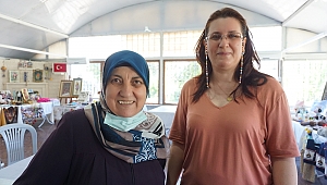 EMEK EVİNDE EMEKLERİNİN KARŞILIĞINI ALIYORLAR 