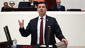 AKP 7 YILDIR YENİ STADYUMUN MAKETİ İLE OYNUYOR