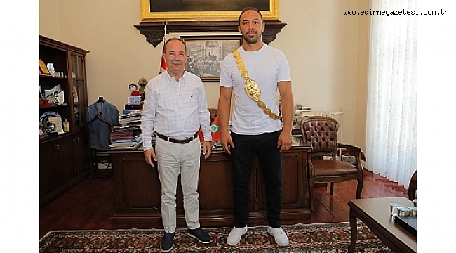 ALİ GÜRBÜZ'DEN GÜRKAN'A ZİYARET