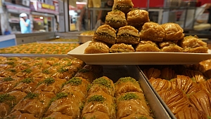 BAKLAVACILARIN CEBİ TATLANDI