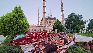 GÜREŞ SEVDALILARI EDİRNE’YE AKIN ETTİ