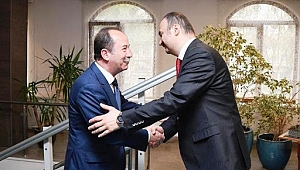 VALİ CANALP’E FAHRİ HEMŞEHRİLİK 