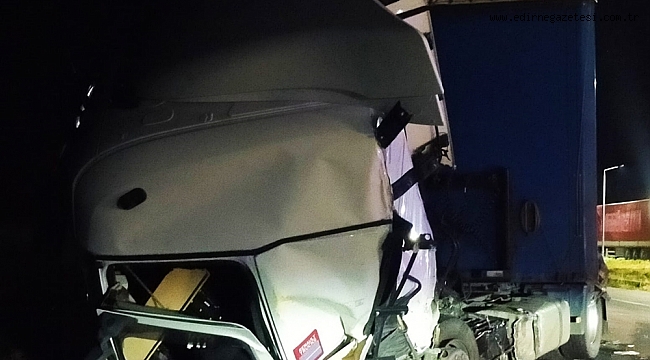 ALKOLLÜ SÜRÜCÜ TIRA ARKADAN ÇARPTI: 1 YARALI