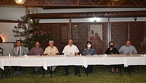 DEVLET KONUKEVİNDE İFTAR DÜZENLENDİ