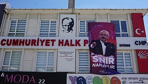 ‘SINIR NAMUSTUR’ PANKARTI ASILDI