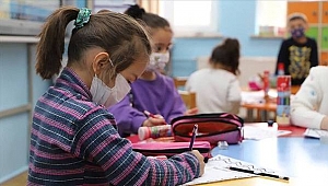 11 GÜNDE 11 OKUL 15 SINIF KARANTİNAYA ALINDI 