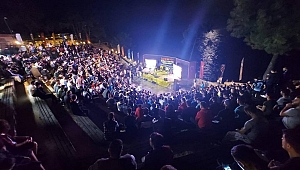 BAKAN SOYLU KEŞAN’DA GENÇLERLE BULUŞTU