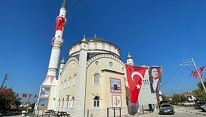 DEMİRHANLI CAMİİ DUALARLA İBADETE AÇILDI