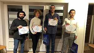 İLLÜSTRASYON YARIŞMASINDA DERECEYE GİRENLERİN ÖDÜLLERİ VERİLDİ