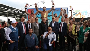 İPSALA KEL ALİÇO YAĞLI GÜREŞLERİ'NİN BAŞPEHLİVANI İSMAİL KOÇ OLDU