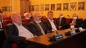 KÜRSÜ MUHTARLARA TESLİM EDİLDİ