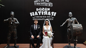 MÜZEDE İLK NİKAH 