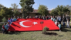 TÜ CUMHURİYET FİDANLIĞINA 98. YIL FİDANI TÖRENLE DİKİLDİ