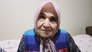 EDİRNELİ 85 YAŞINDAKİ ENBİYE TEYZENİN NÜFUS CÜZDANI İŞLEMLERİ EVİNDE YAPILDI