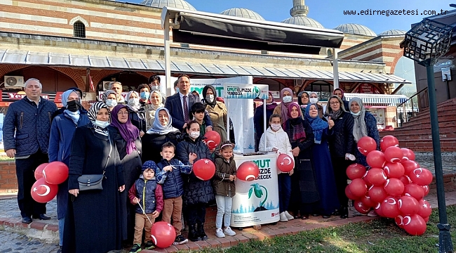 SP’Lİ KADINLAR “BETONA KURBAN EDİLEN DOĞAYI, YENİDEN YEŞERTECEĞİZ”DEDİLER