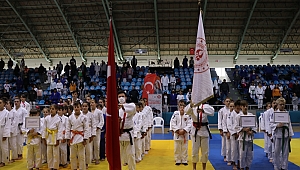 ULUSLARARASI JUDO ŞAMPİYONASI, EDİRNE'DE BAŞLADI