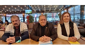 İYİ PARTİ MECLİS ÜYELERİNDEN, İL BAŞKANI EKREM DEMİR’E İSTİFA ÇAĞRISI