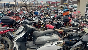 OTOPARKLAR ARAÇ MEZARLIĞINA DÖNDÜ