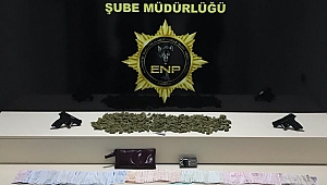 UYUŞTURUCU OPERASYONUNDA 4 ŞÜPHELİ GÖZALTINA ALINDI