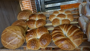 EDİRNE’DE EKMEKTE 2 FARKLI FİYAT BAZI FIRINLARDA 200 GRAM EKMEK 3 TL, BAZI FIRINLARDA 220 GRAM EKMEK 3 TL