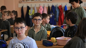 OKULLARDA MASKESİZ DÖNEM BAŞLADI