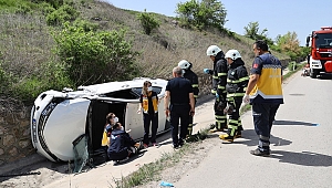 OTOMOBİLİN SÜRÜCÜSÜ HAYATINI KAYBETTİ