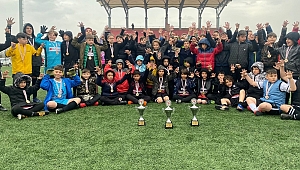 TRAKYA KARTALLARI SPOR KULÜBÜ’NDEN EDİRNE’YE 3 KUPA