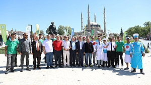 EDİRNE BELEDİYE BANDOSU VE CİĞERCİ ESNAFINDAN EĞLENCELİ DAVET 