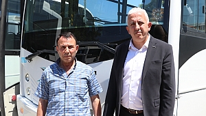 MİNİBÜS AMBULANSA DÖNÜŞTÜ, YOLCU HASTANEYE YETİŞTİRİLDİ