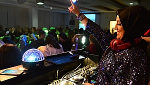 EDİRNELİ TÜRBANLI DJ FATMA 