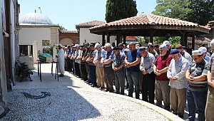 OĞLUNUN ATEŞE VERDİĞİ EVDE YARALANAN KADIN HASTANEDE HAYATINI KAYBETTİ