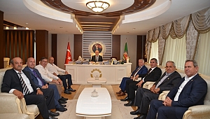 ÇİFTÇİLERİN SORUNLARINI BAYRAKTAR’A AKTARDILAR