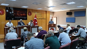 EDİRNE'DE 105 METRUK BİNA YIKILDI 