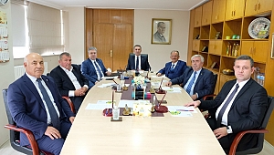 AYÇİÇEĞİNDE FİYAT YÜZDE 40 YAĞLI ÜRÜN İÇİN 12 BİN TL AÇIKLANDI