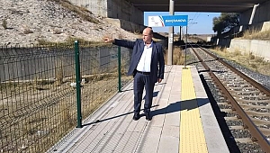 BELDE HALKI TRENE İLGİ GÖSTERİYOR