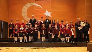 CUMHURİYET’İN ÇOCUKLARI, ATA’MIZ İÇİN SÖYLEDİ