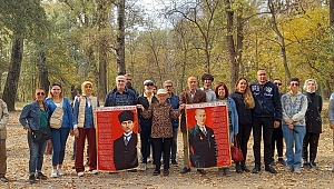 EL BİRLİĞİYLE KENT ORMANINI TEMİZLEDİLER