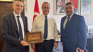 ÜNER, CHP GENEL MERKEZİNDE
